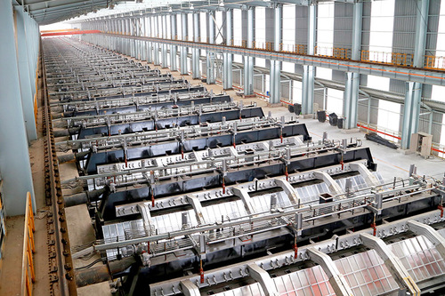 s廣西百礦煤電鋁一體化項(xiàng)目1000米鋁水車間電解槽安裝